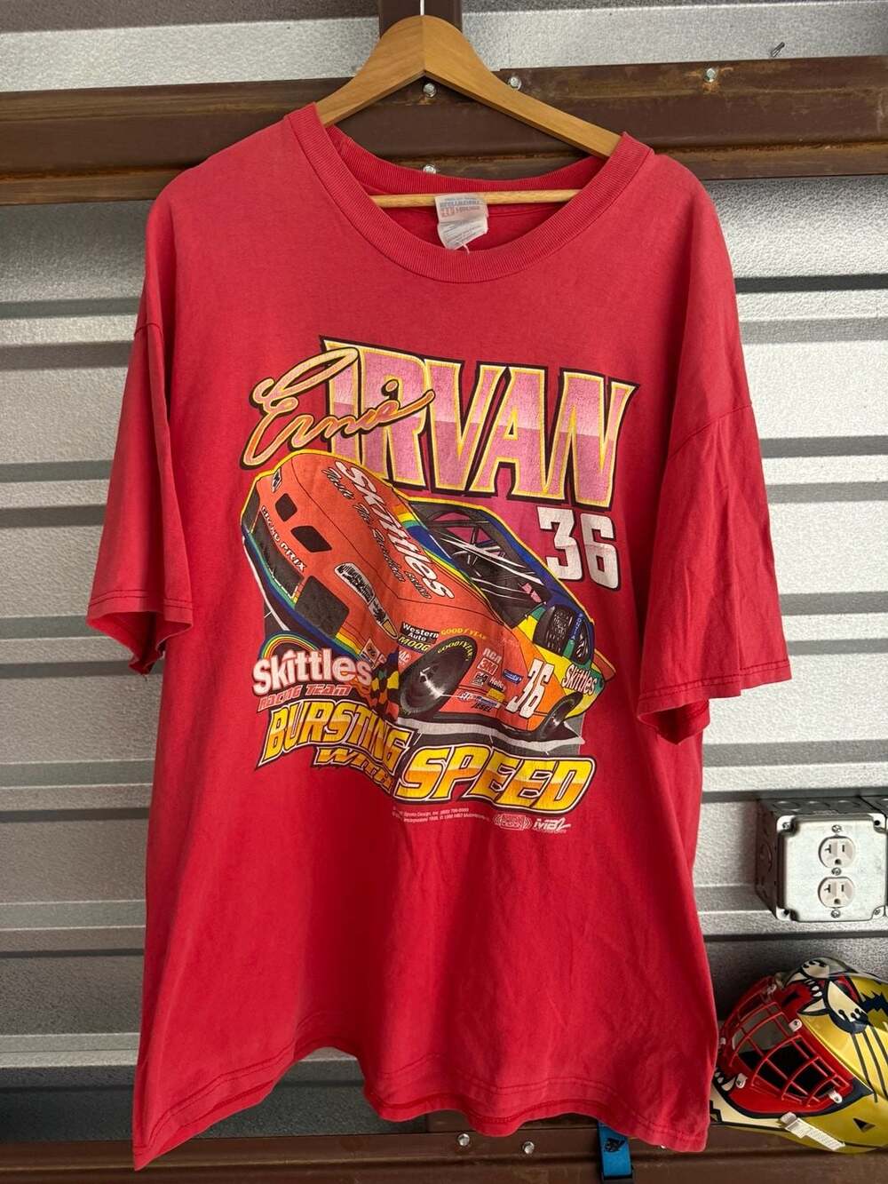 VINTAGE 1998 YOU ARE BUYING ONE SKITTLES ERNIE IRVAN T-Shirt #36 OLD STOCK